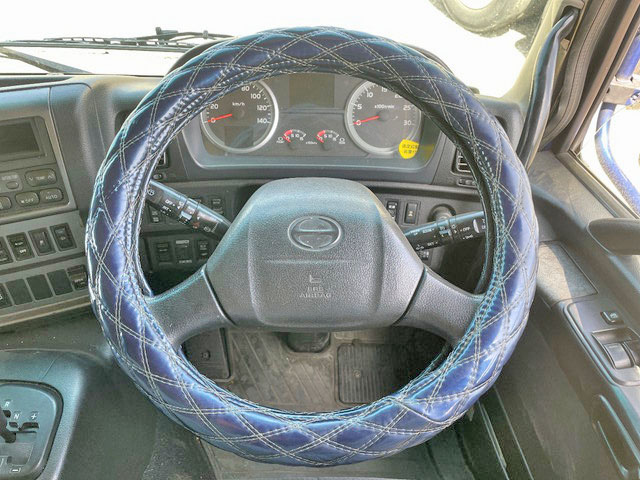 日野プロフィアアルミウイング大型（10t）[写真36]