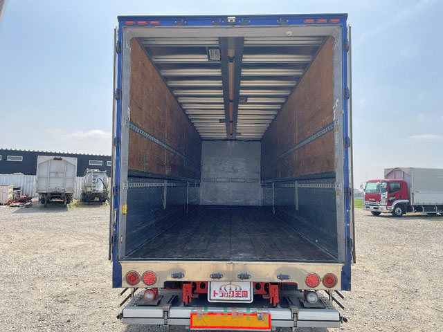 日野プロフィアアルミウイング大型（10t）[写真09]