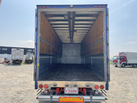 日野プロフィアアルミウイング大型（10t）[写真09]