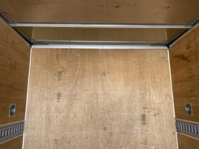 トヨタダイナアルミバン小型（2t・3t）[写真10]