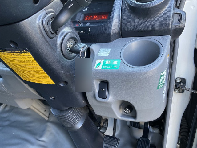 トヨタダイナアルミバン小型（2t・3t）[写真26]