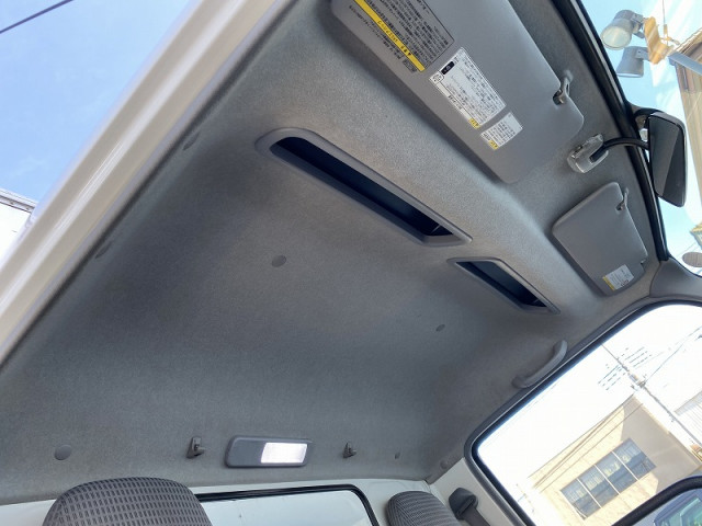 トヨタダイナアルミバン小型（2t・3t）[写真33]