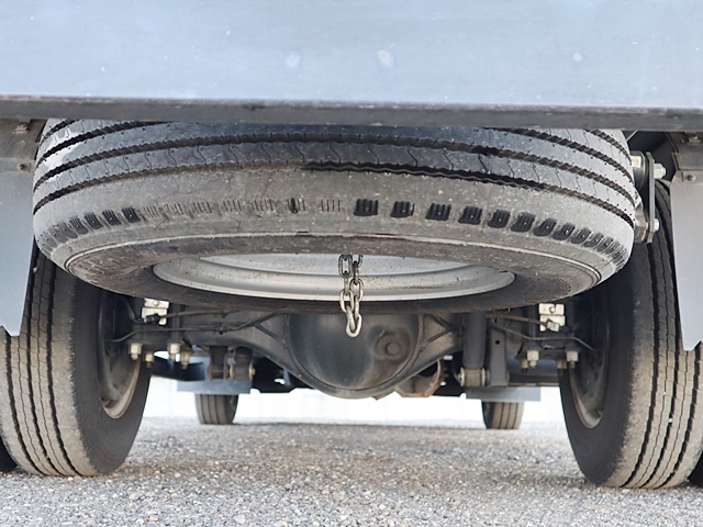 いすゞエルフ平ボディ小型（2t・3t）[写真18]