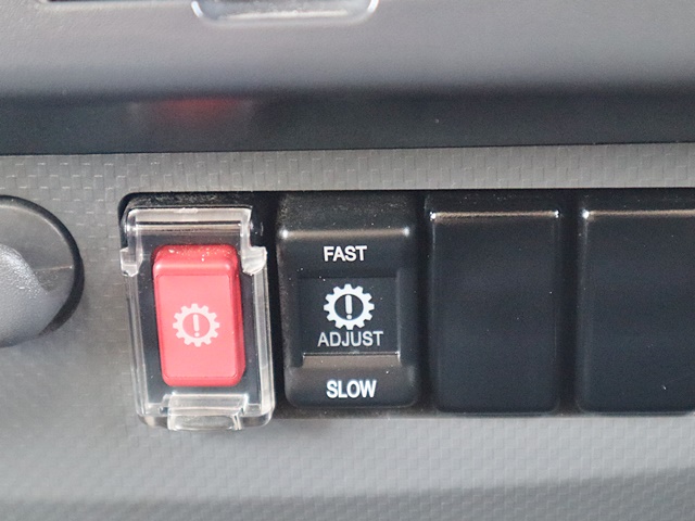 いすゞエルフ平ボディ小型（2t・3t）[写真28]