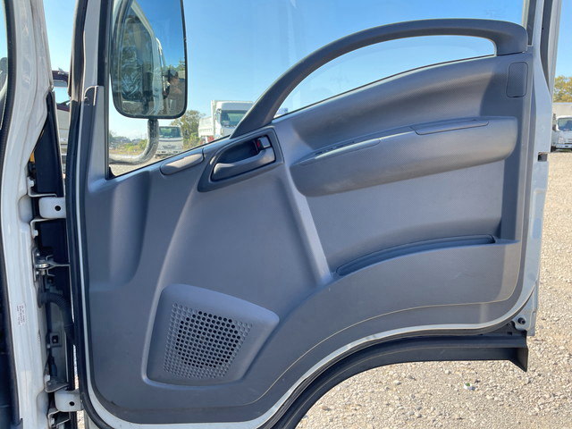 いすゞエルフ平ボディ小型（2t・3t）[写真30]