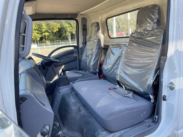 いすゞエルフ平ボディ小型（2t・3t）[写真33]