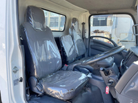 いすゞエルフ平ボディ小型（2t・3t）[写真32]