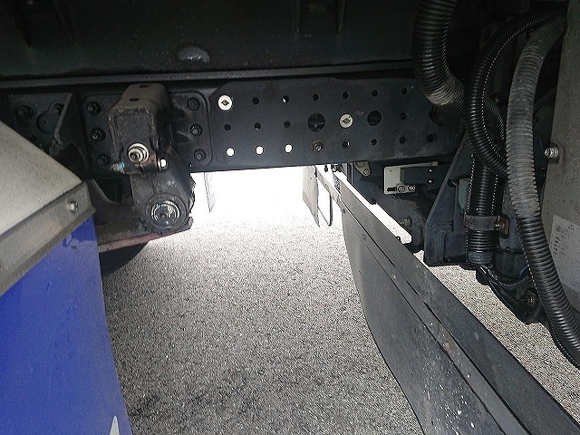 三菱ふそうキャンター冷凍車（冷蔵車）小型（2t・3t）[写真30]