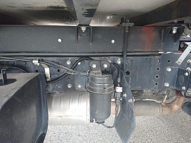 三菱ふそうキャンター冷凍車（冷蔵車）小型（2t・3t）[写真31]