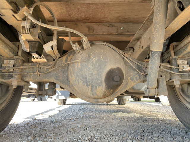 いすゞエルフ平ボディ小型（2t・3t）[写真21]