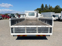 いすゞフォワード平ボディ中型（4t）[写真10]