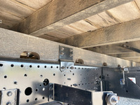 いすゞフォワード平ボディ中型（4t）[写真14]