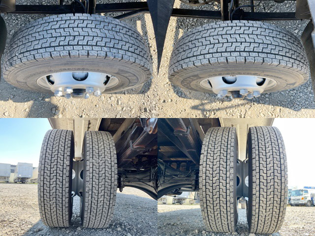 いすゞフォワード平ボディ中型（4t）[写真17]