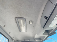 いすゞフォワード平ボディ中型（4t）[写真25]