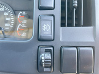 いすゞフォワード平ボディ中型（4t）[写真31]