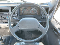 いすゞフォワード平ボディ中型（4t）[写真33]