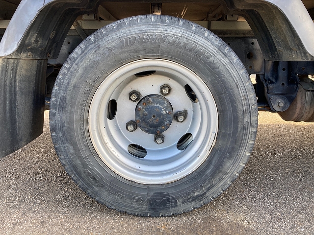 日野デュトロダブルキャブ（Wキャブ）小型（2t・3t）[写真14]