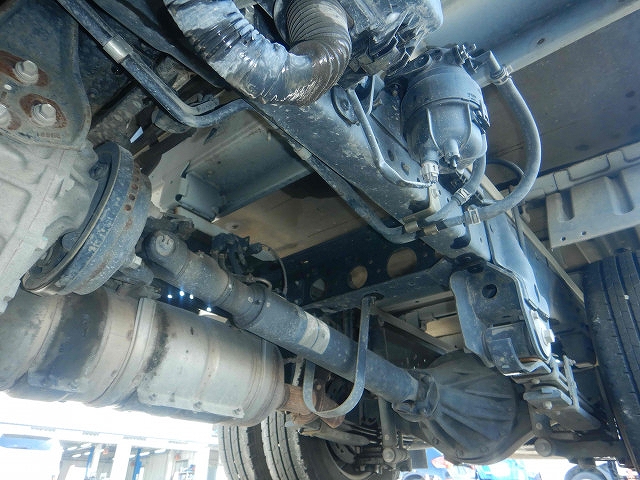 日野デュトロダブルキャブ（Wキャブ）小型（2t・3t）[写真05]