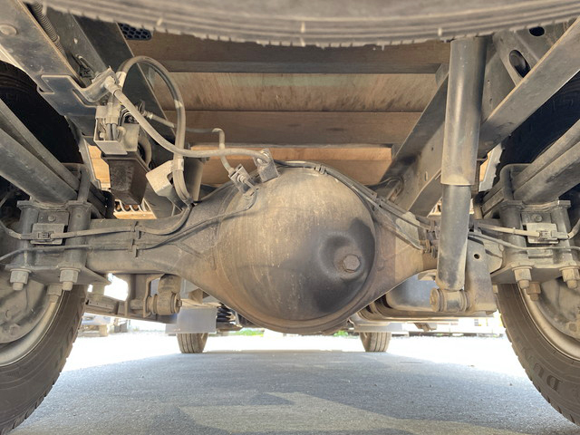 いすゞエルフ平ボディ小型（2t・3t）[写真23]