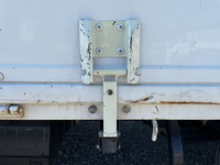 いすゞエルフ平ボディ小型（2t・3t）[写真17]