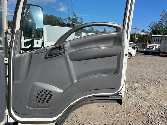 いすゞエルフ平ボディ小型（2t・3t）[写真31]