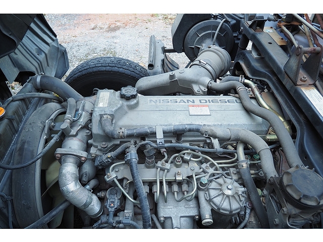 UDトラックスコンドルクレーン4段中型（4t）[写真24]