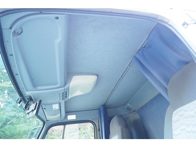 UDトラックスコンドルクレーン4段中型（4t）[写真34]