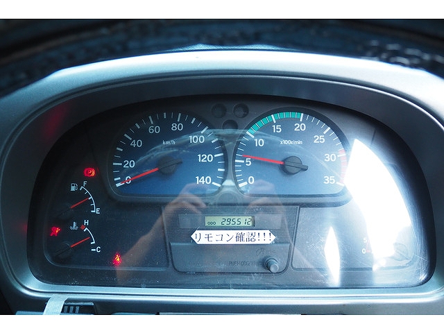 UDトラックスコンドルクレーン4段中型（4t）[写真40]