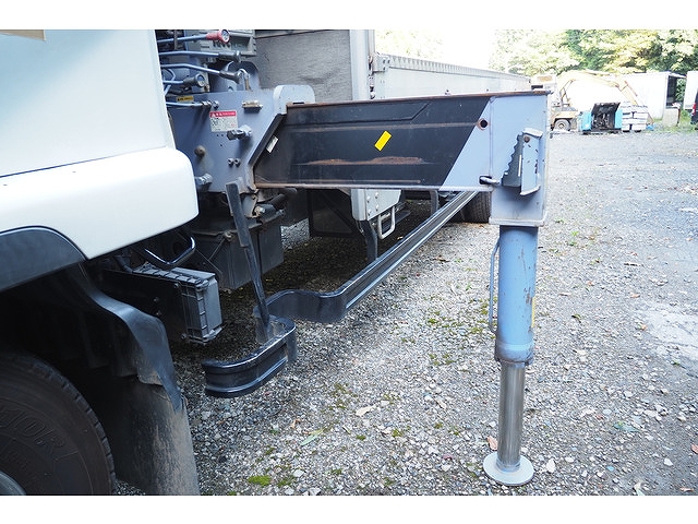 UDトラックスコンドルクレーン4段中型（4t）[写真08]