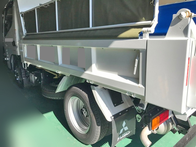 三菱ふそうキャンターダンプ小型（2t・3t）[写真14]