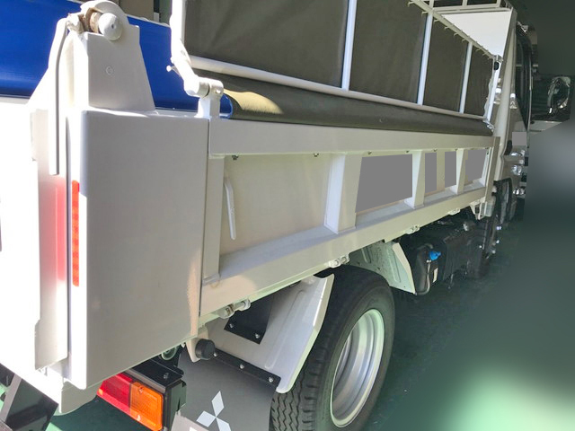 三菱ふそうキャンターダンプ小型（2t・3t）[写真15]