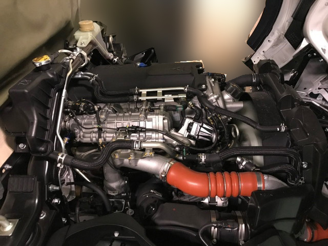 三菱ふそうキャンター平ボディ小型（2t・3t）[写真14]