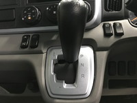 三菱ふそうキャンター平ボディ小型（2t・3t）[写真18]