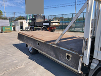 三菱ふそうキャンター平ボディ小型（2t・3t）[写真11]