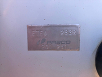 三菱ふそうキャンター平ボディ小型（2t・3t）[写真09]