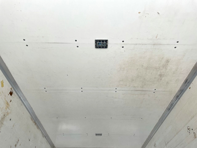 いすゞエルフパネルバン小型（2t・3t）[写真12]