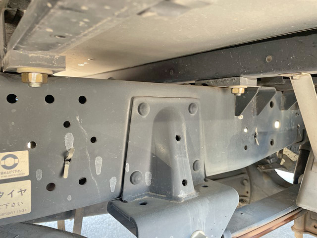 いすゞエルフパネルバン小型（2t・3t）[写真21]