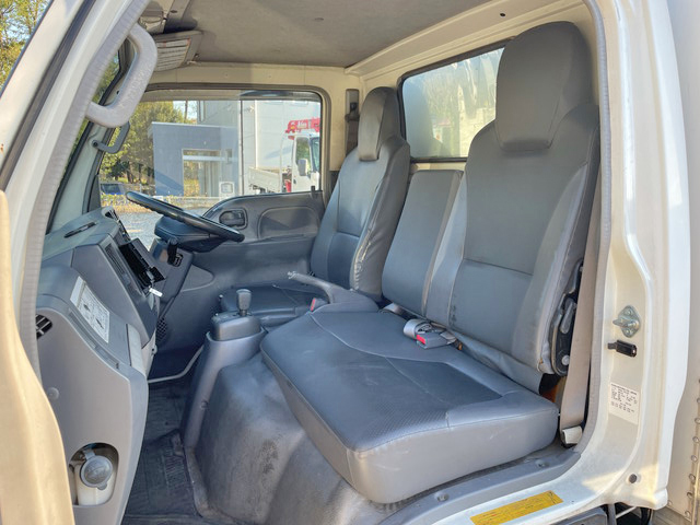 いすゞエルフパネルバン小型（2t・3t）[写真30]