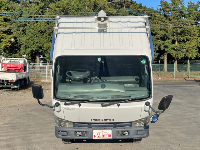 いすゞエルフパネルバン小型（2t・3t）[写真08]