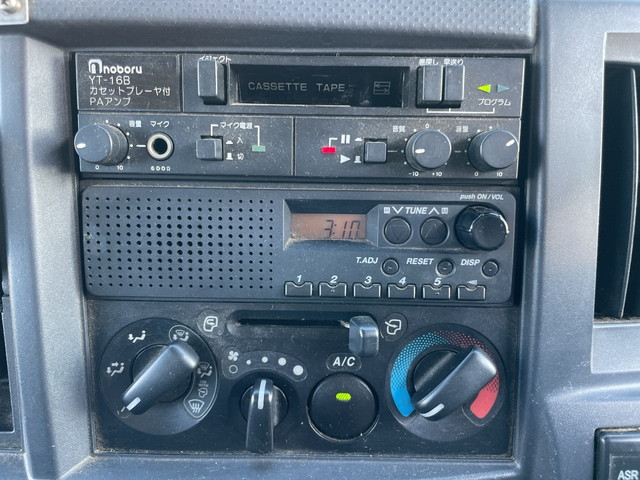 いすゞエルフパネルバン小型（2t・3t）[写真34]