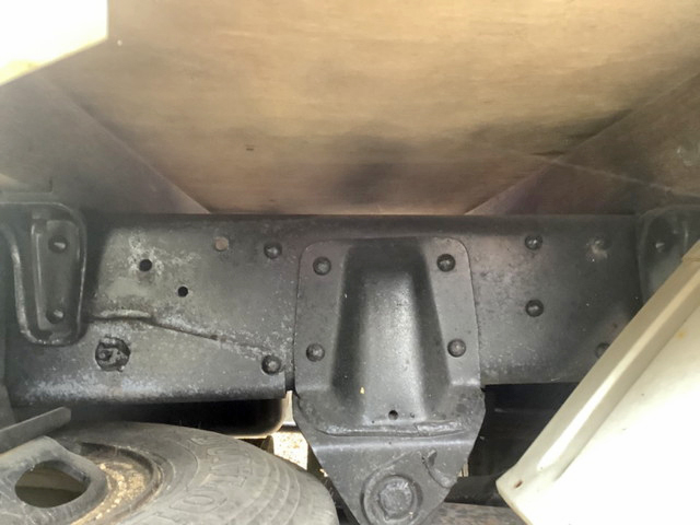 三菱ふそうキャンタークレーン3段小型（2t・3t）[写真18]