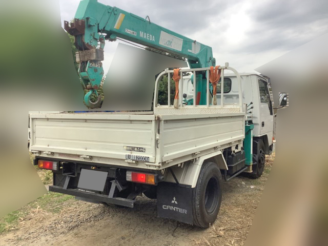 三菱ふそうキャンタークレーン3段小型（2t・3t）[写真02]