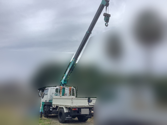 三菱ふそうキャンタークレーン3段小型（2t・3t）[写真04]