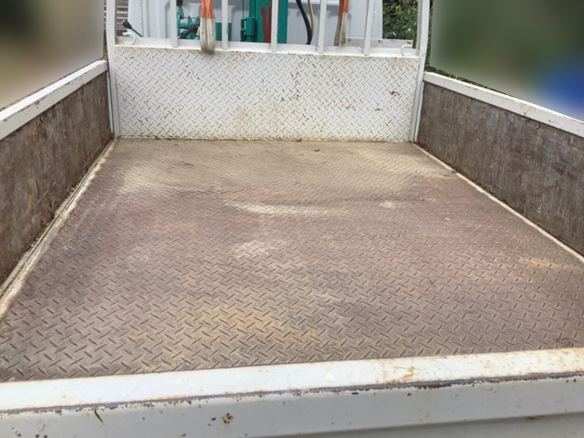 三菱ふそうキャンタークレーン3段小型（2t・3t）[写真06]