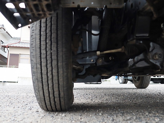 トヨタトヨエース平ボディ小型（2t・3t）[写真18]