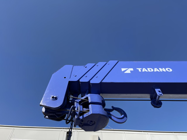 いすゞギガセルフクレーン4段大型（10t）[写真18]