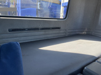 いすゞギガセルフクレーン4段大型（10t）[写真28]