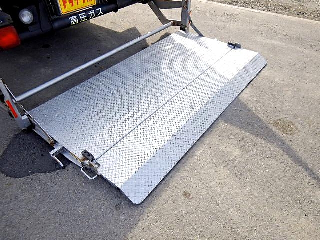 日野レンジャーアルミブロック増トン（6t・8t）[写真30]