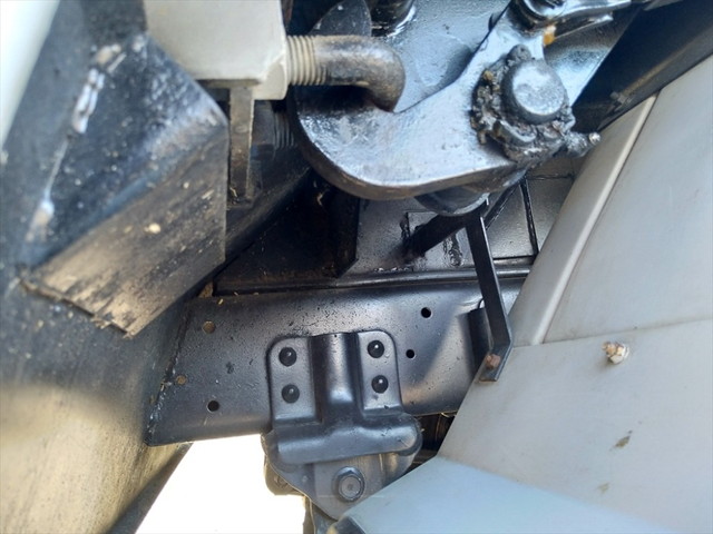 日野デュトロパッカー車（塵芥車）小型（2t・3t）[写真10]