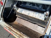 日野デュトロパッカー車（塵芥車）小型（2t・3t）[写真13]